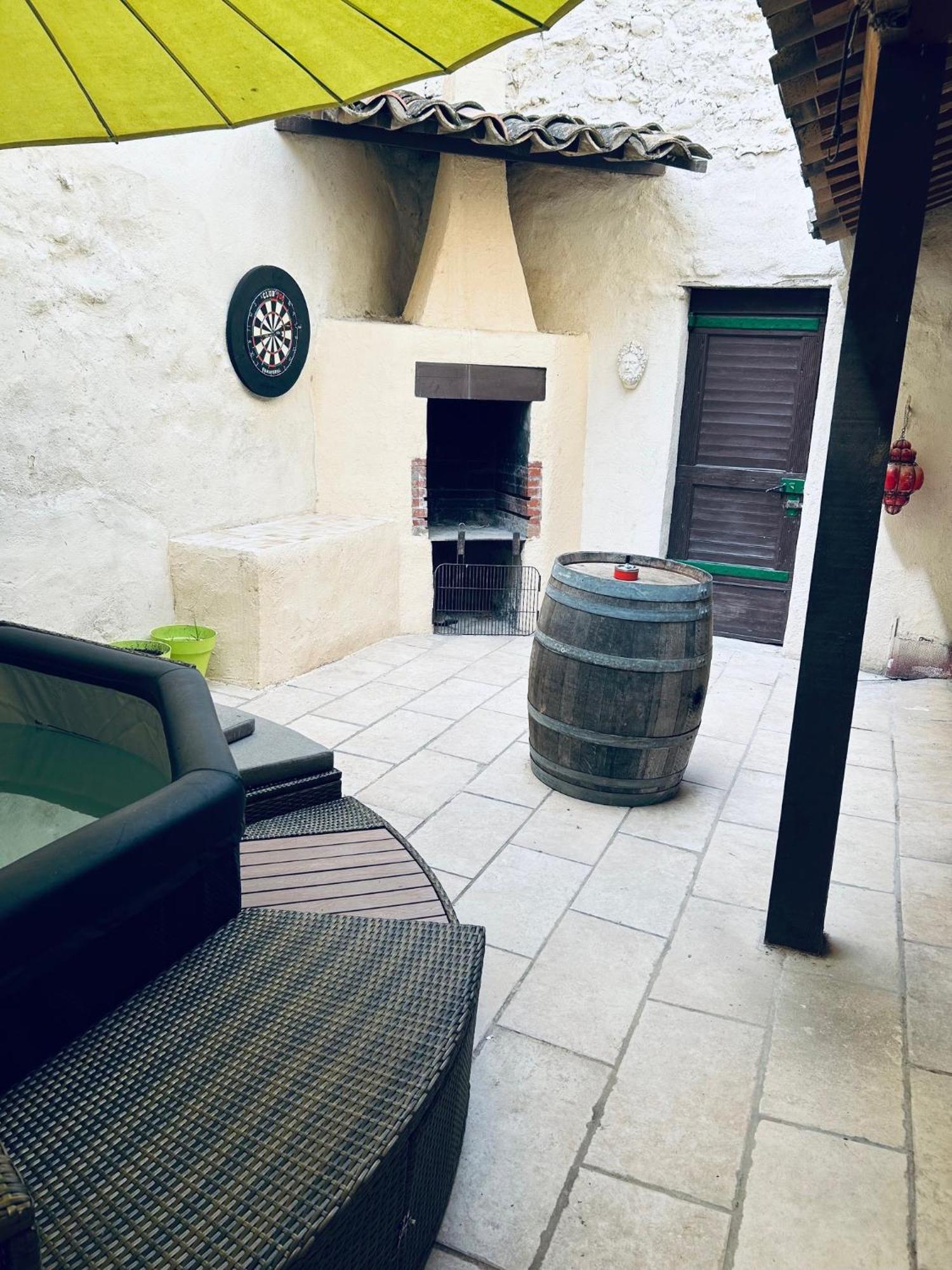 카페스탕 La Babayaga B&B 외부 사진